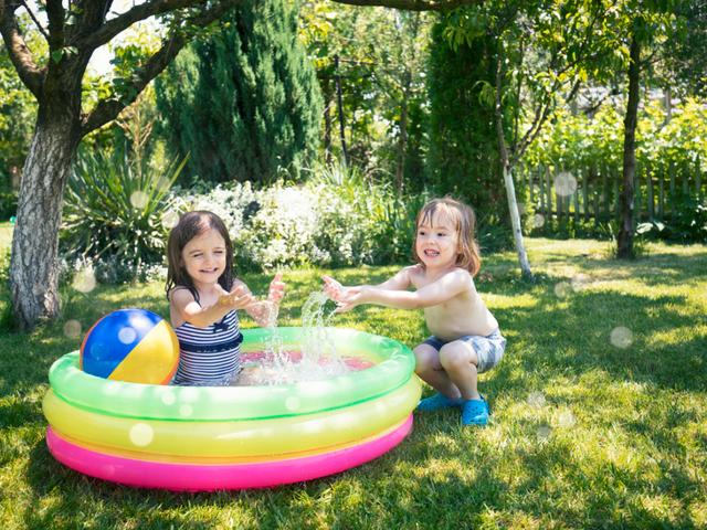 Outdoor Physical Activities For Preschoolers - Swimming In A Kiddie Pool