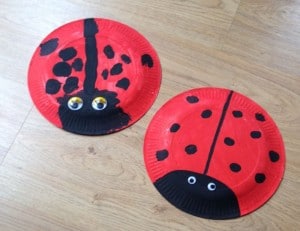 Animal Projects For Preschoolers - Easy Paper Plate Ladybug