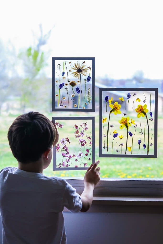 Easy Things To Make For Mother's Day - Framed Flowers
