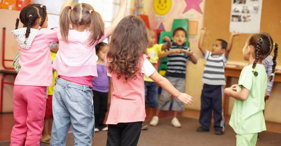 Balancing Activities for Toddlers - Freeze Dance