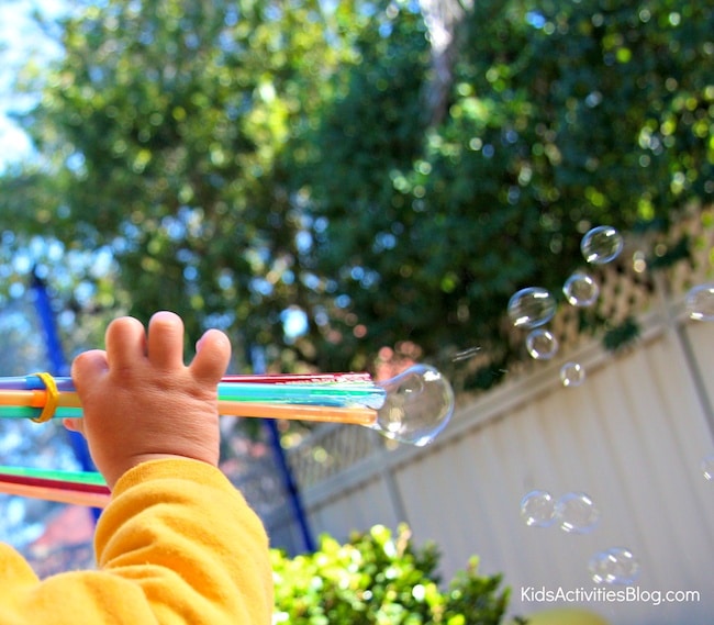 Bubbles Activities for Toddlers - Bubble Shooter