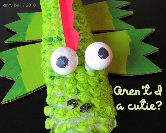 Zoo Animals Crafts for Toddlers - Bubble Wrap Crocodile Craft