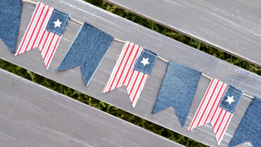 Patriotic Crafts For Preschoolers - Star-Spangled Banners
